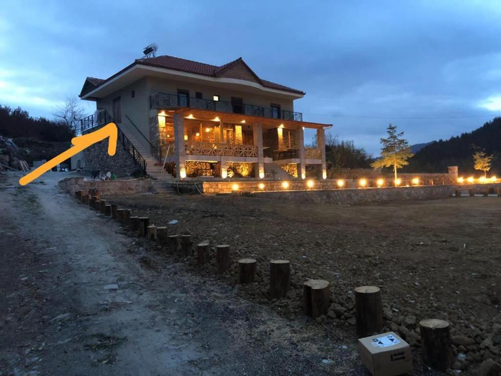 Hotel Vila Shen Maria Voskopojë Exterior foto