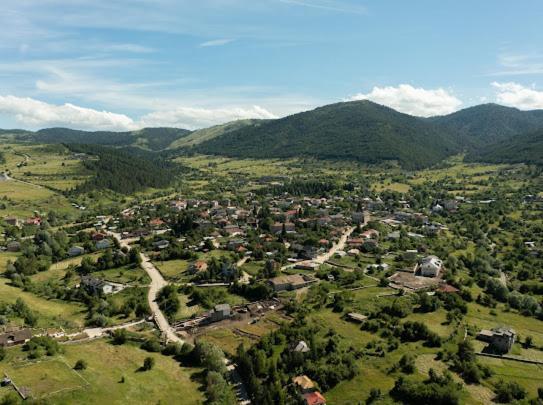 Hotel Vila Shen Maria Voskopojë Exterior foto